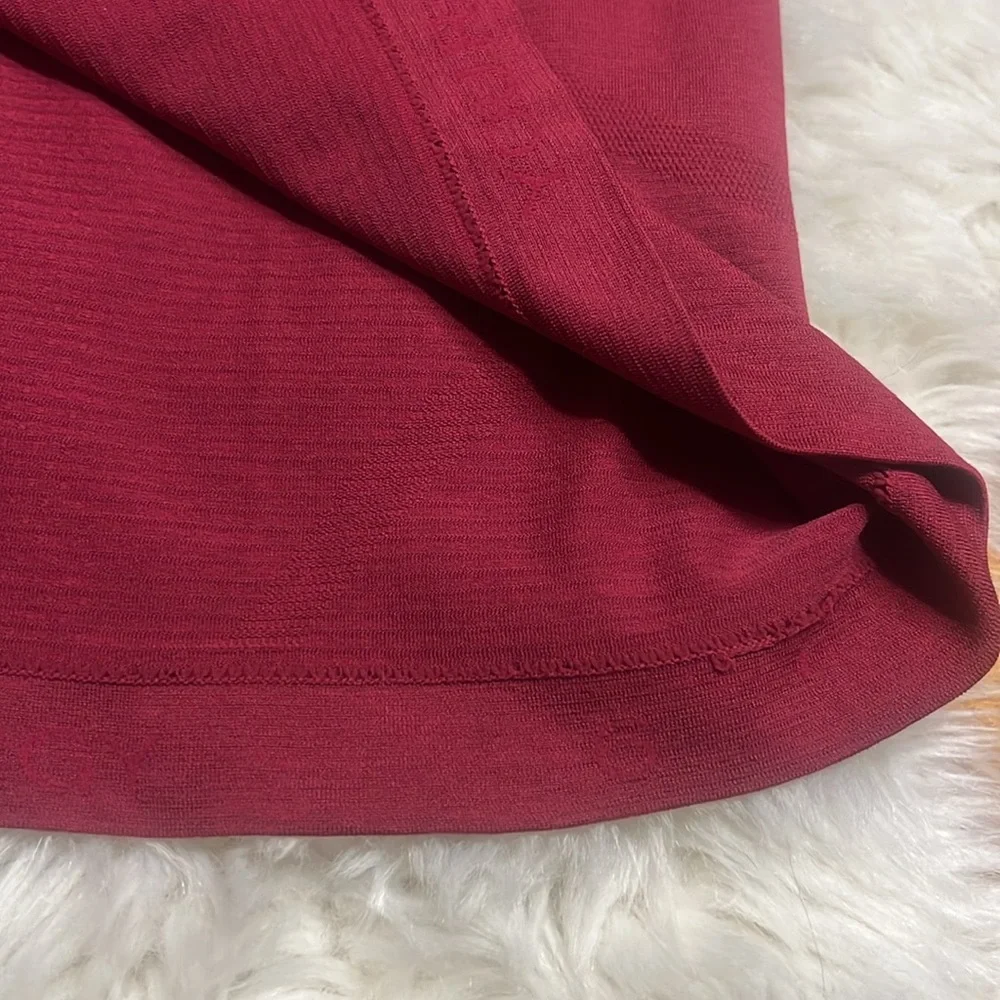 ❌SOLD❌ Lululemon Swiftly Long Sleeve Race Length Size 6 - Picture 6 of 6